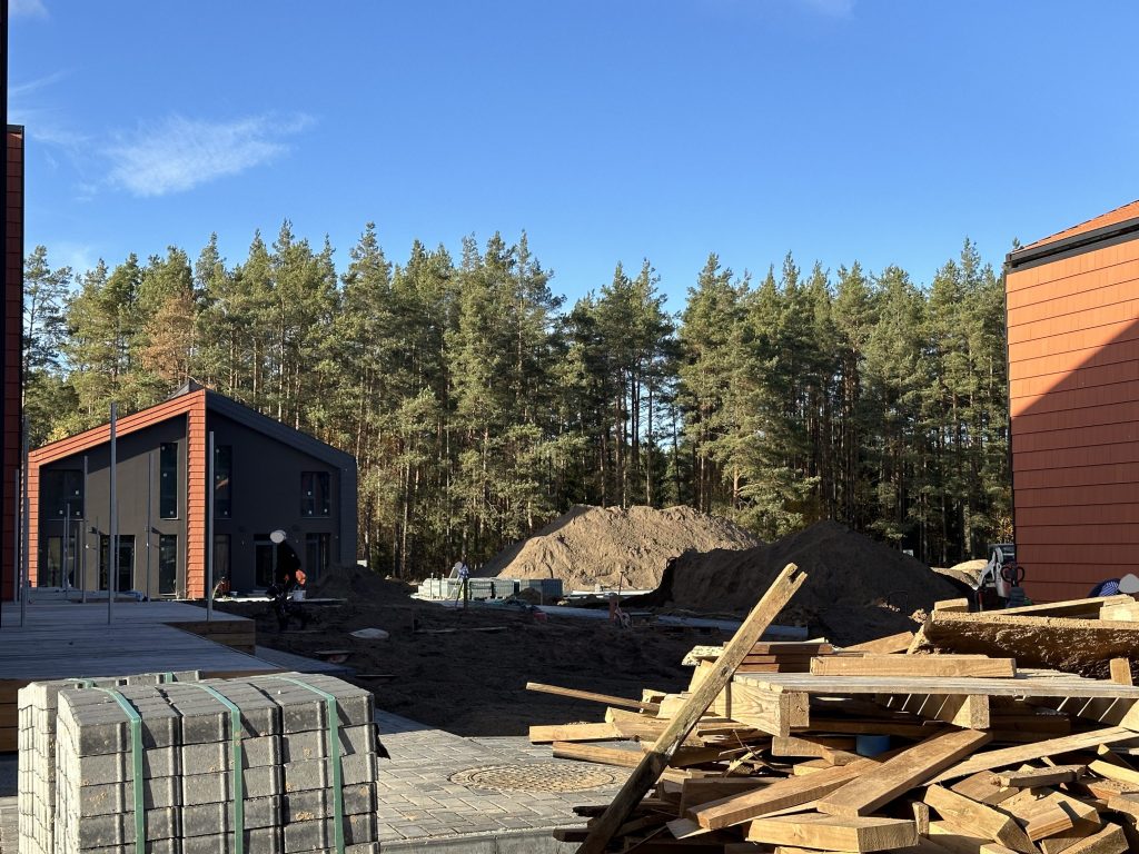 For-rest (Meiriškių g. 25) - Sublokuoti namai - statybų nuotraukos