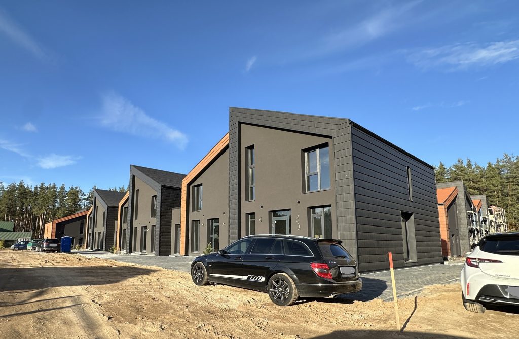 For-rest (Meiriškių g. 25) - Sublokuoti namai - statybų nuotraukos