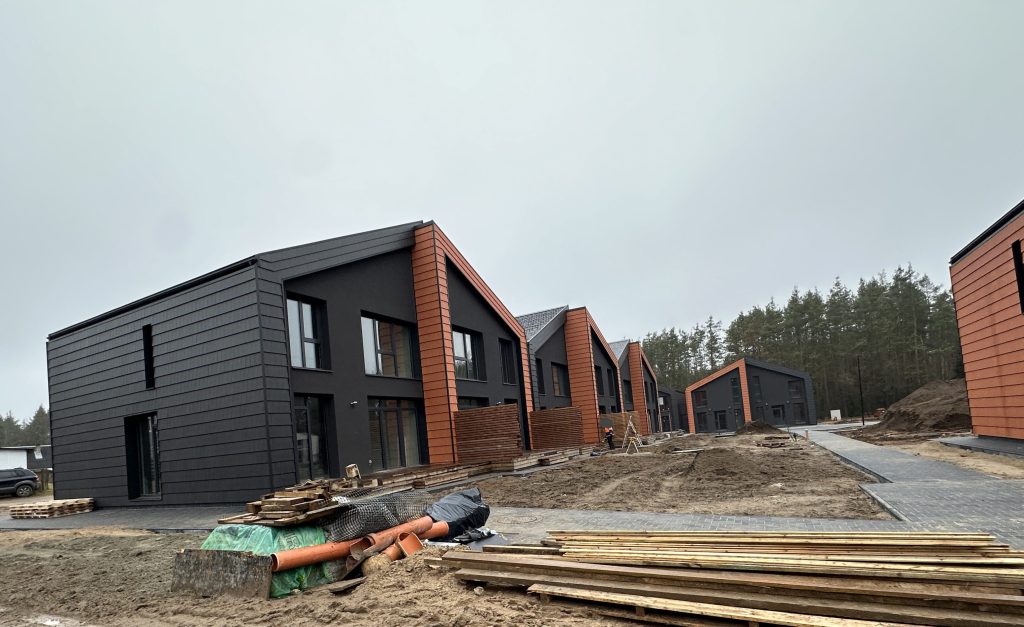 For-rest (Meiriškių g. 25) - Sublokuoti namai - statybų nuotraukos