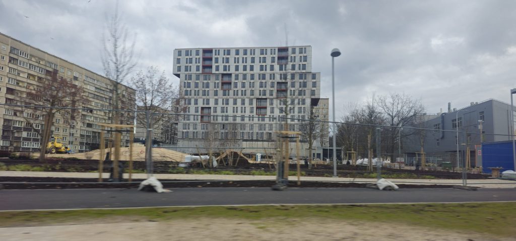 Priedaines iela 20 (Priedaines iela 20) - Daugiabutis - statybų nuotraukos