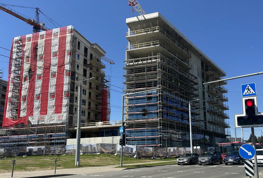 P 70 Verslo centras (Žirmūnų g. 70E) - Office center - construction photos