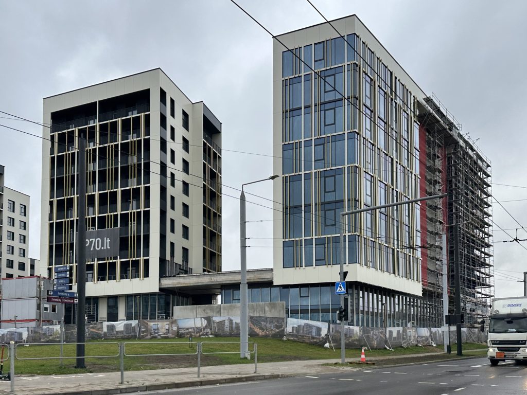 P 70 Verslo centras (Žirmūnų g. 70E) - Office center - construction photos