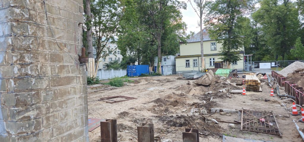 KRASSKY HQ - Zīda Fabrika (Aristida Briāna iela 5) - Showroom / Service center - construction photos