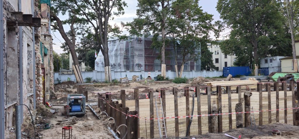 KRASSKY HQ - Zīda Fabrika (Aristida Briāna iela 5) - Showroom / Service center - construction photos