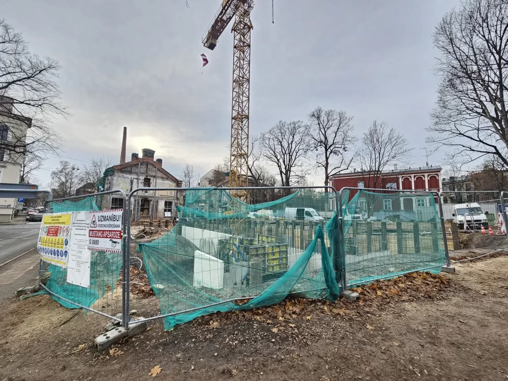 KRASSKY HQ - Zīda Fabrika (Aristida Briāna iela 5) - Showroom / Service center - construction photos