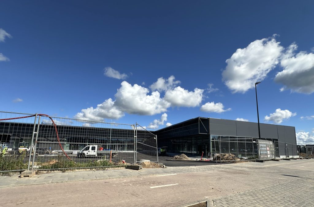 Dangeručio g. 2, 4 (Dangeručio g. 2, 4) - Shopping center - construction photos