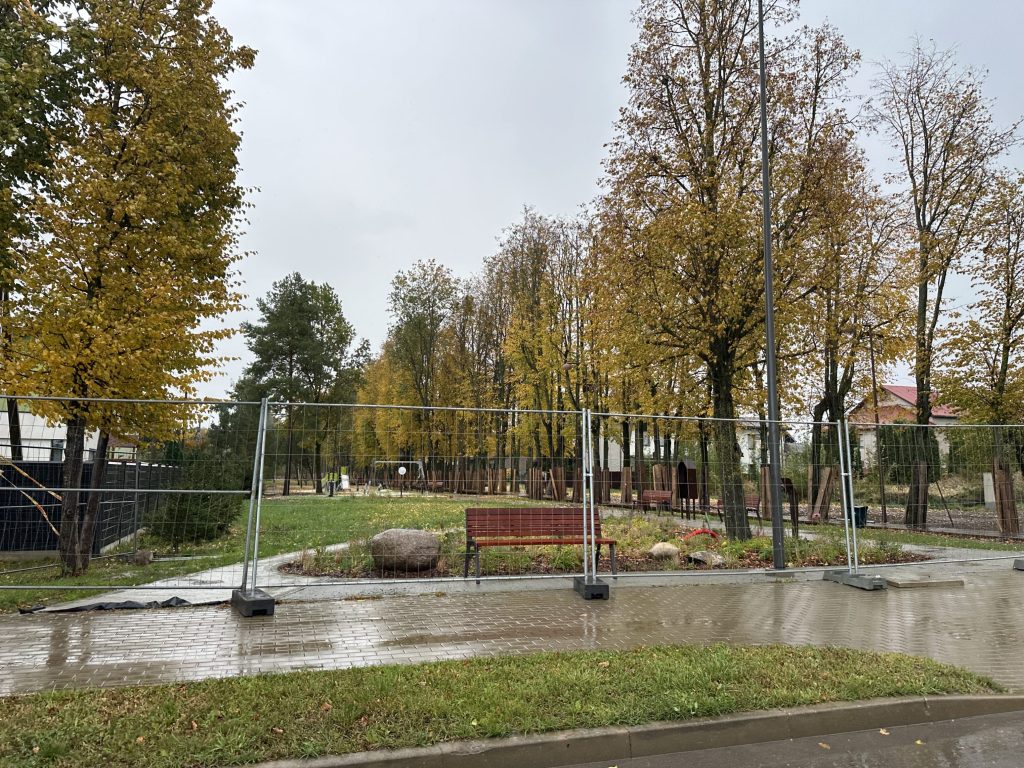 Liepų alėja tarp Vyčio Kryžiaus gatvės ir Garliavos plento (Vyčio Kryžiaus g.,Garliavos pl.) - Park - ehituse fotod