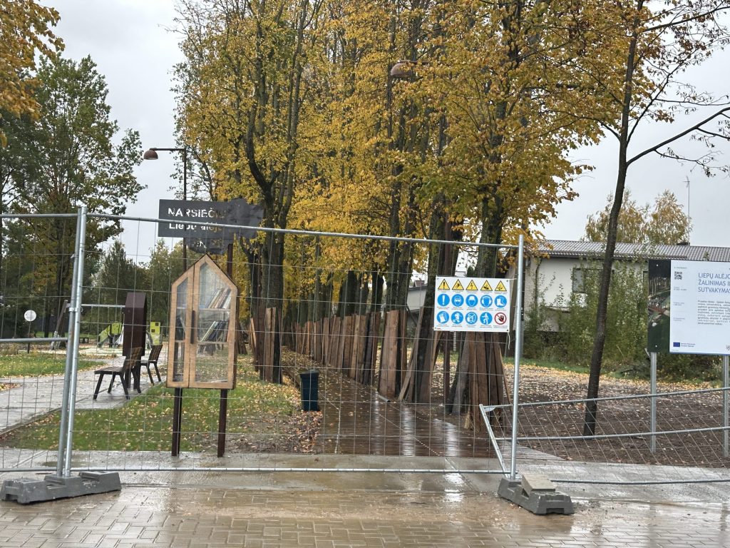 Liepų alėja tarp Vyčio Kryžiaus gatvės ir Garliavos plento (Vyčio Kryžiaus g.,Garliavos pl.) - Park - ehituse fotod