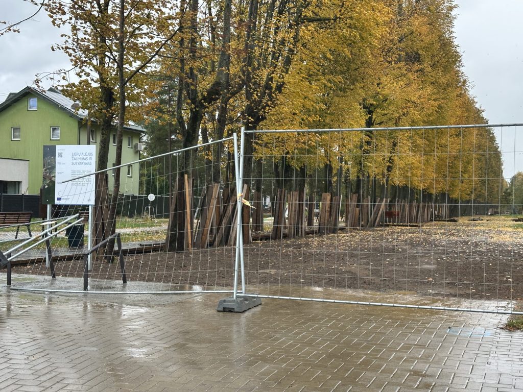 Liepų alėja tarp Vyčio Kryžiaus gatvės ir Garliavos plento (Vyčio Kryžiaus g.,Garliavos pl.) - Park - ehituse fotod