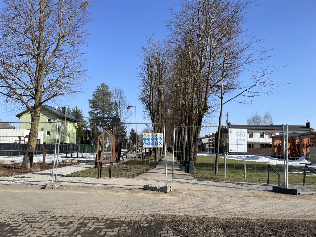 Liepų alėja tarp Vyčio Kryžiaus gatvės ir Garliavos plento (Vyčio Kryžiaus g.,Garliavos pl.) - Parkas - statybų nuotraukos