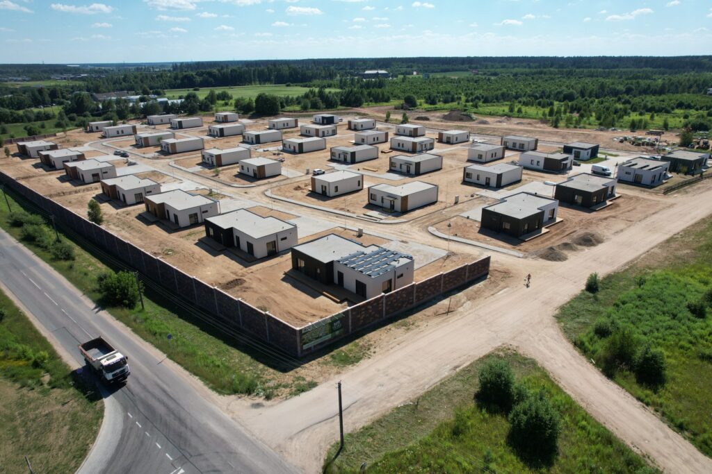 Trakų kaimynystė 1 etapas (Zubiškių g. 2 - 82) - Private house community - construction photos