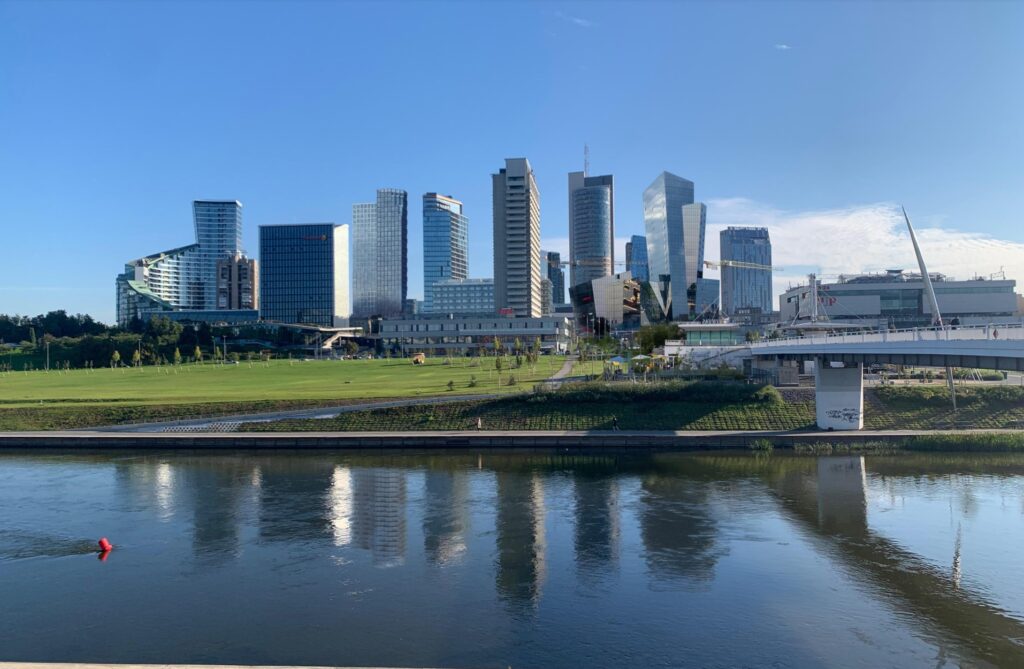 Vilnius Vertical (Lvivo g. 38) - Viešbutis, Daugiabutis, Verslo centras - vizualizacija