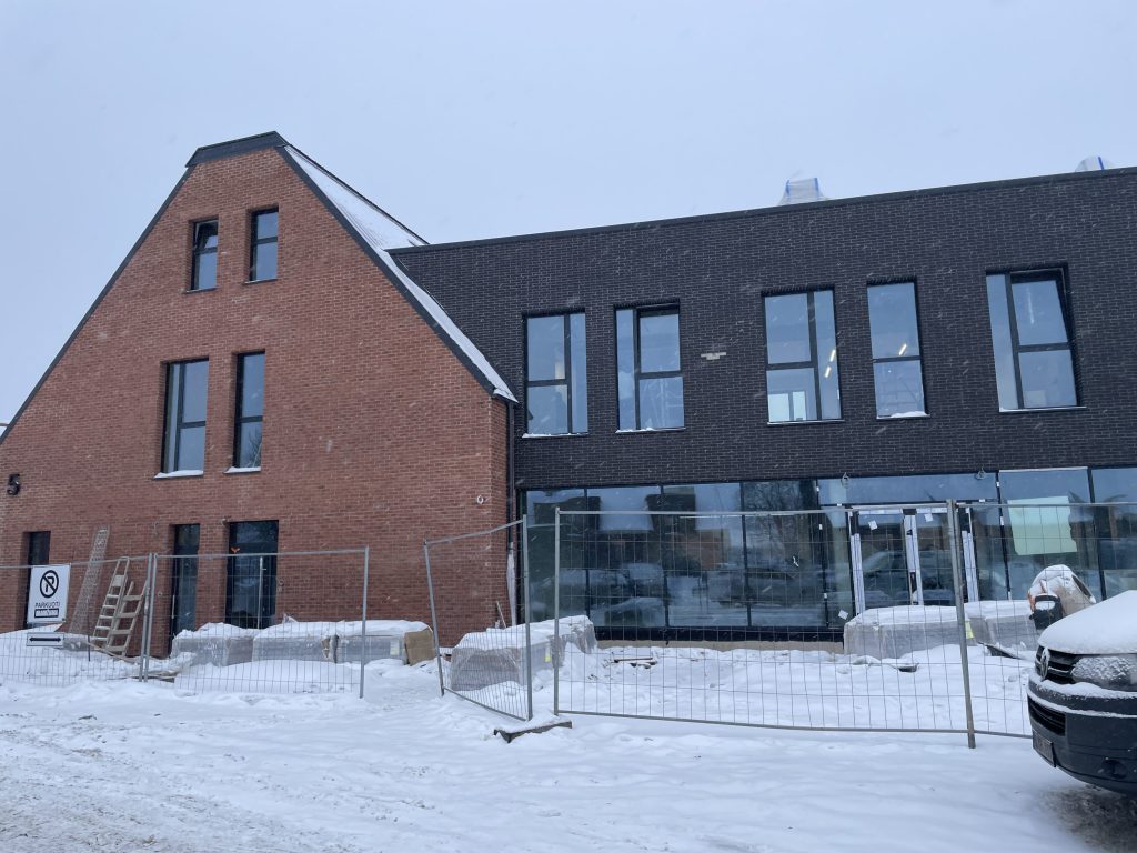 Sendvario dvaras Mokyklos 33 (Mokyklos g. 33) - Toitlustusasutus, Hotell, Büroohoone, Kaubanduskeskus - ehituse fotod