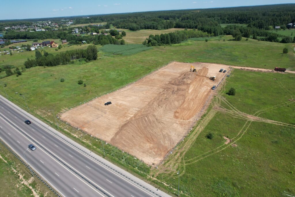 Septyni šeši (Alksnynų g. 4, Jadvygiškių k., Riešės sen.,) - Spordikeskus - ehituse fotod