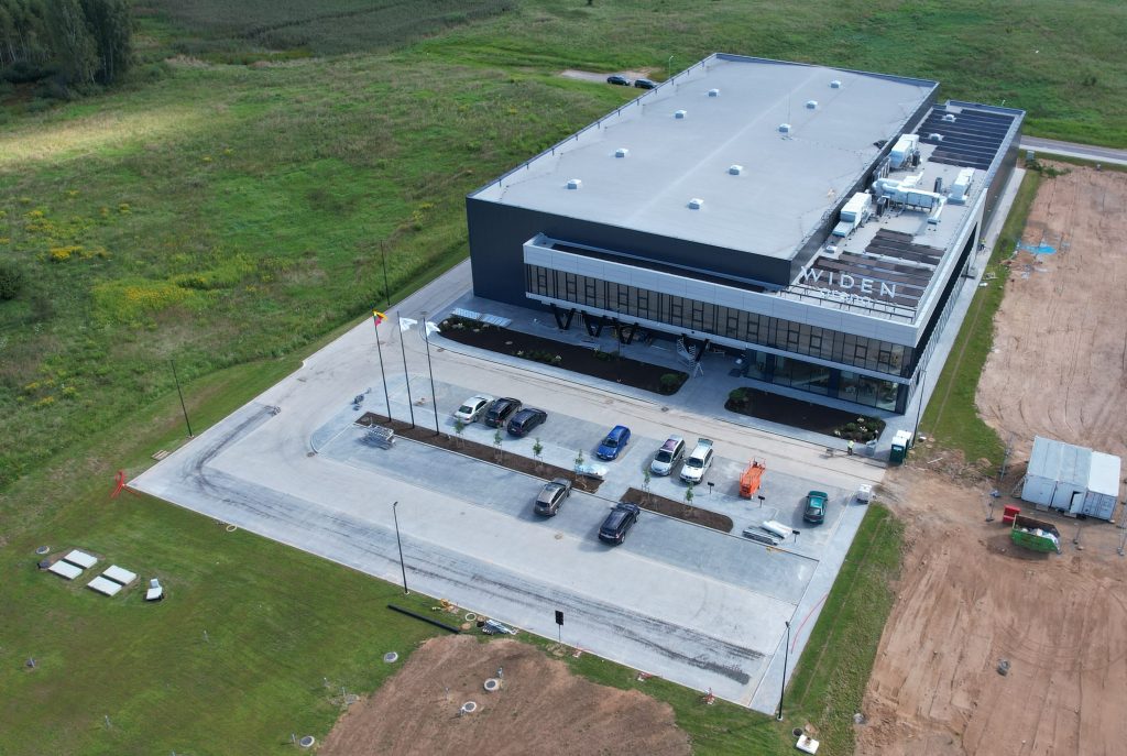 Septyni šeši (Alksnynų g. 4, Jadvygiškių k., Riešės sen.,) - Spordikeskus - ehituse fotod