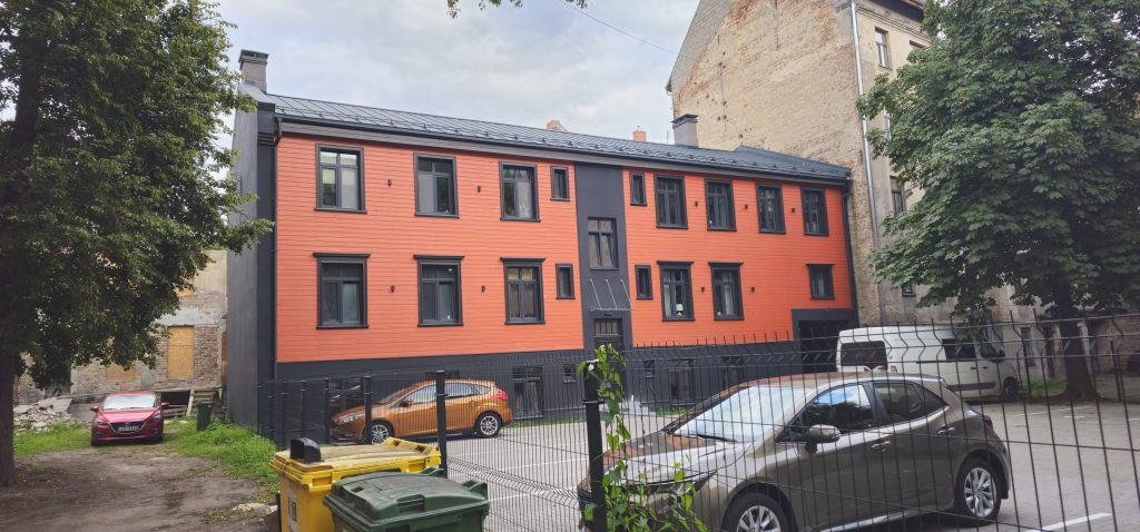 Bruņinieku iela 85 (Bruņinieku iela 85) - Korterelamu - ehituse fotod