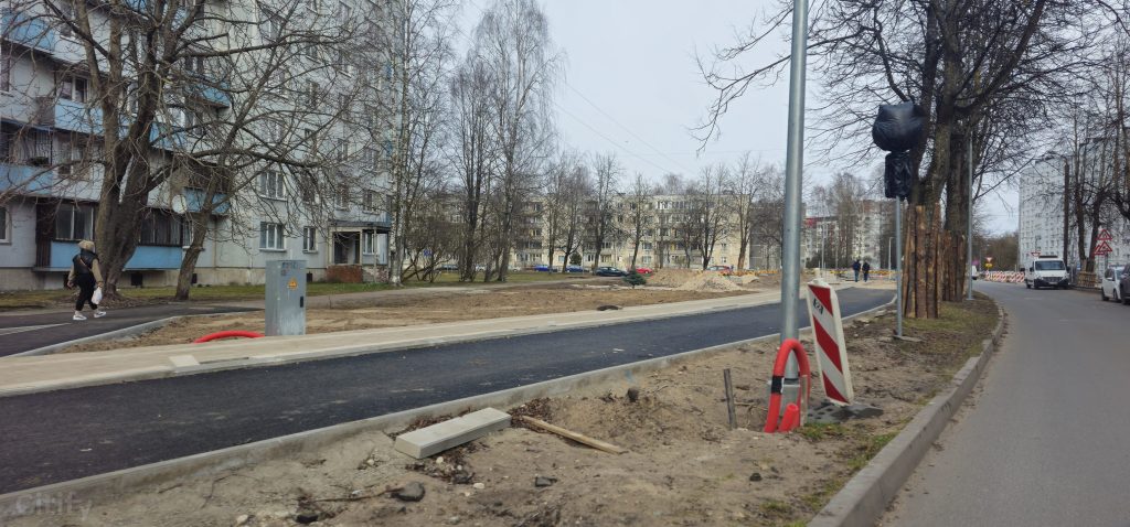 Velosipēdu ceļš Rīga - Babīte - Piņķi (Durbes iela, Jūrmalas gatve, Kurzemes prospekts, Bebru iela, Anniņmuižas bulvāris, Dammes iela, Slokas iela) - Velosipēdu ceļš - būvdarbu attēli