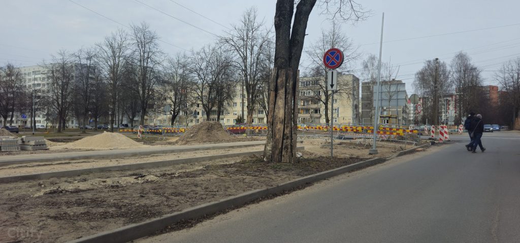 Velosipēdu ceļš Rīga - Babīte - Piņķi (Durbes iela, Jūrmalas gatve, Kurzemes prospekts, Bebru iela, Anniņmuižas bulvāris, Dammes iela, Slokas iela) - Velosipēdu ceļš - būvdarbu attēli