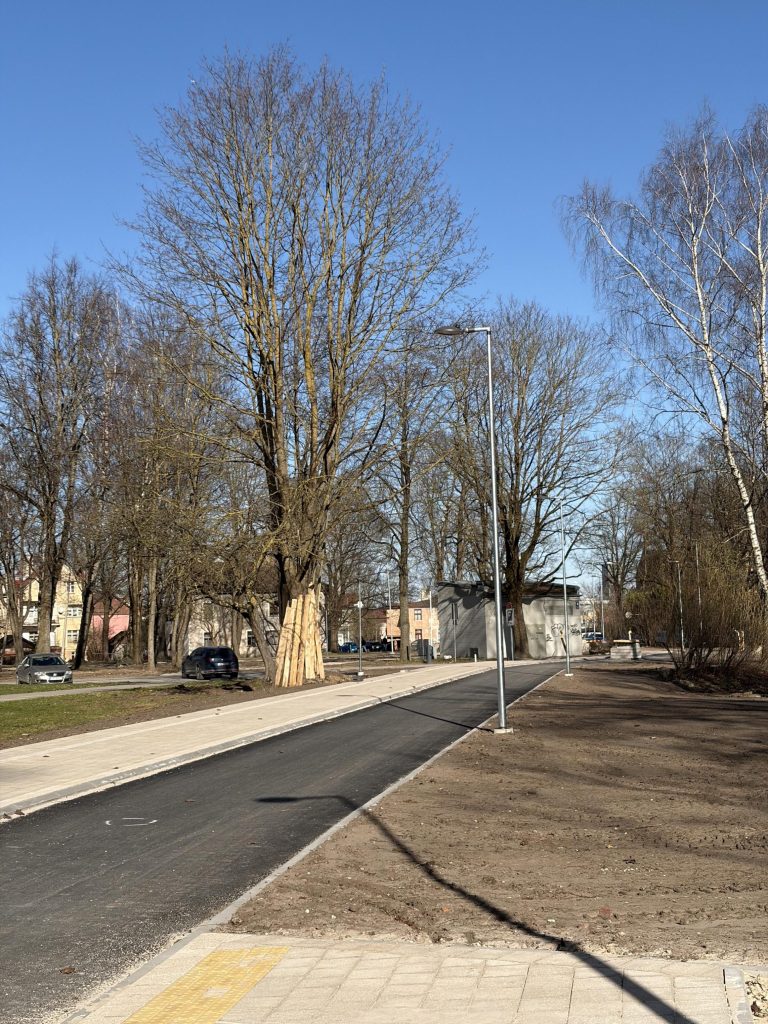 Velosipēdu ceļš Rīga - Babīte - Piņķi (Durbes iela, Jūrmalas gatve, Kurzemes prospekts, Bebru iela, Anniņmuižas bulvāris, Dammes iela, Slokas iela) - Velosipēdu ceļš - būvdarbu attēli