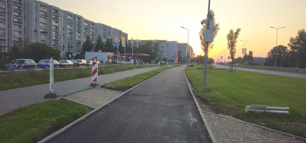 Velosipēdu ceļš Rīga - Ulbroka (Augusta Deglava iela) - Jalgrattatee - ehituse fotod