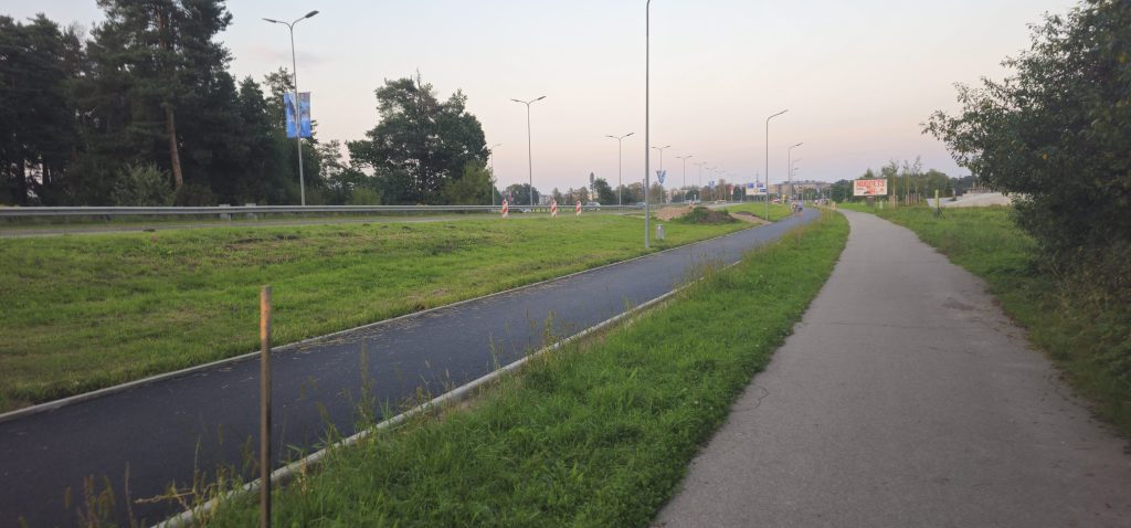 Velosipēdu ceļš Rīga - Ulbroka (Augusta Deglava iela) - Jalgrattatee - ehituse fotod