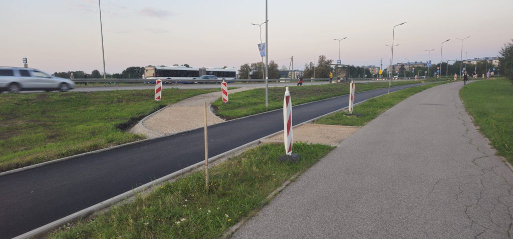Velosipēdu ceļš Rīga - Ulbroka (Augusta Deglava iela) - Jalgrattatee - ehituse fotod