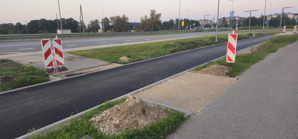 Velosipēdu ceļš Rīga - Ulbroka (Augusta Deglava iela) - Jalgrattatee - ehituse fotod