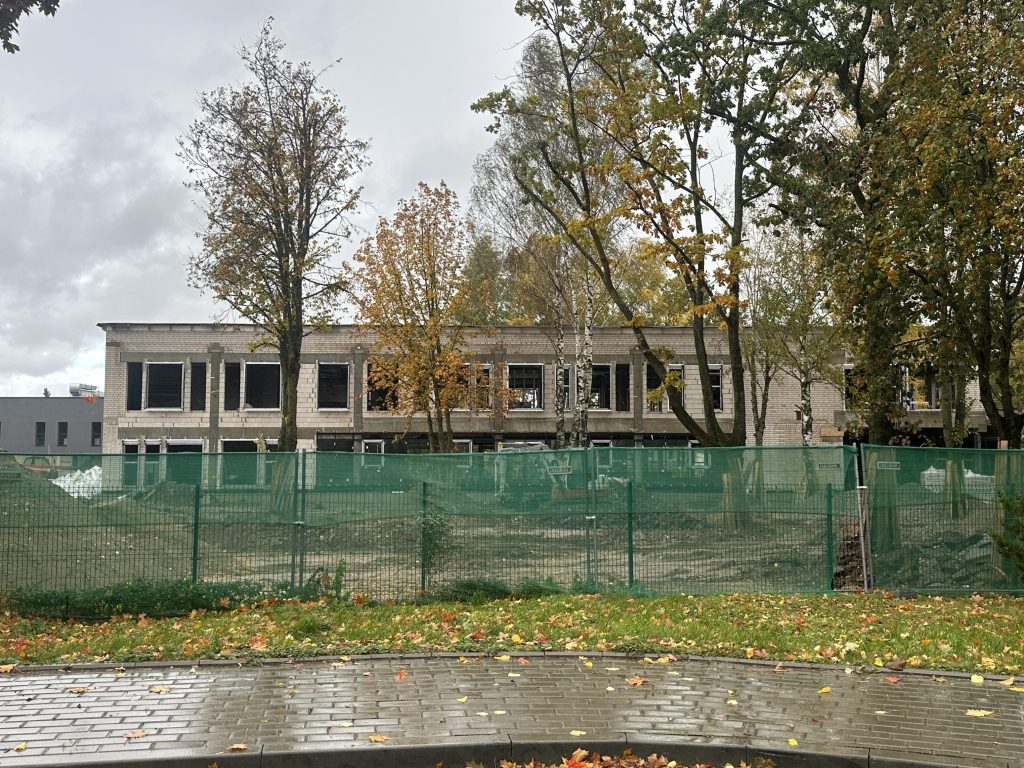 Kauno Tirkiliškių mokykla - darželis (M. Yčo g. 2) - Pirmsskolas izglītība, Pamata vai vidējā izglītība - būvdarbu attēli