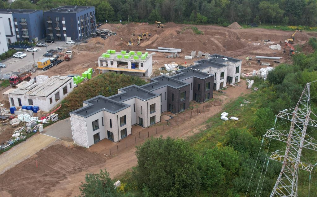 Lazdynėlių g. 115, 117, 119, 121, 123, 125, 127 (Lazdynėlių g. 115, 117, 119, 121, 123, 125, 127) - Row housing - construction photos