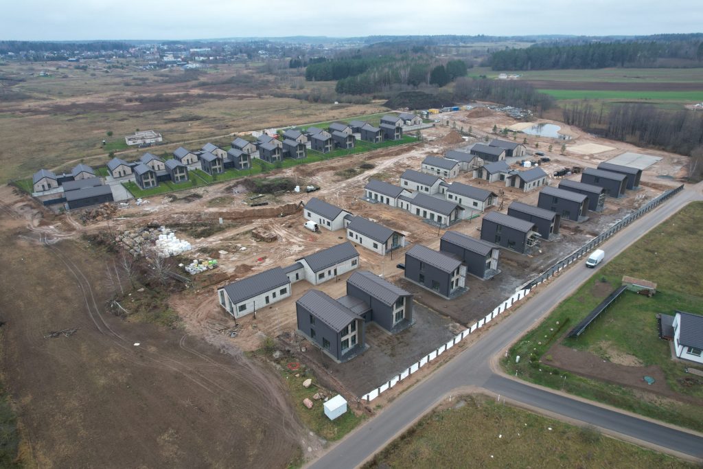 Spanguolių takai (Kikilių g. 2 - 68) - Row housing - construction photos