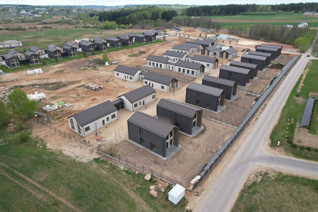 Spanguolių takai (Kikilių g. 2 - 68) - Row housing - construction photos