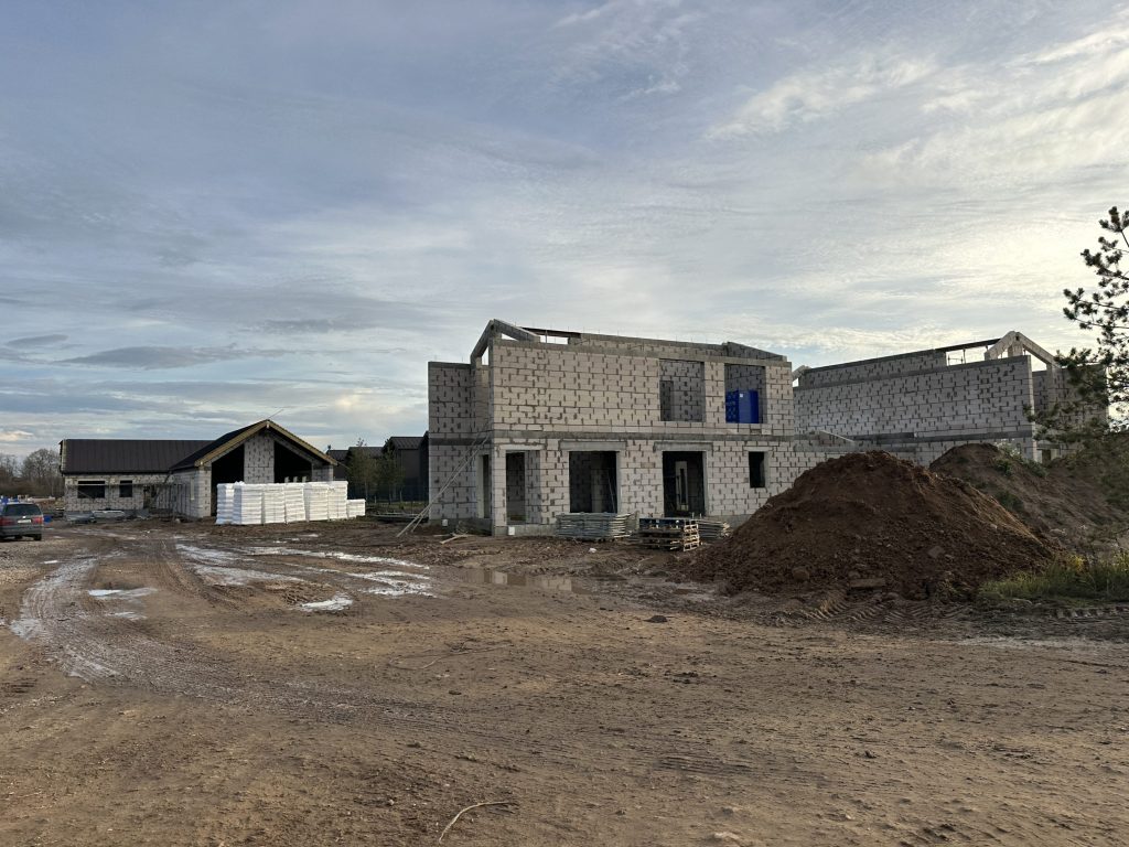 Spanguolių takai (Kikilių g. 2 - 68) - Row housing - construction photos