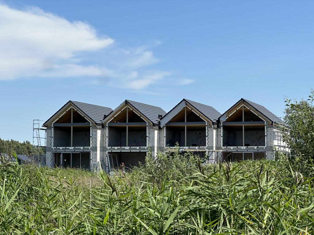 Kutninkų g. 21 (Kutninkų g. 21) - Sublokuoti namai - statybų nuotraukos