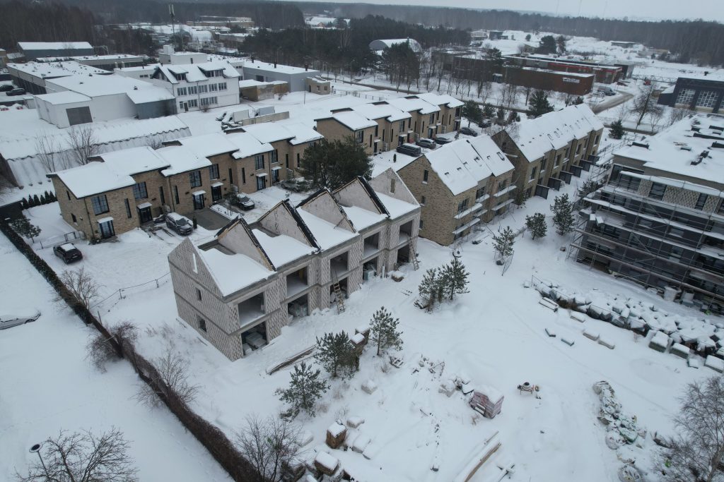 Medvalakio skveras (Medvalakio g. 25B) - Row housing - construction photos