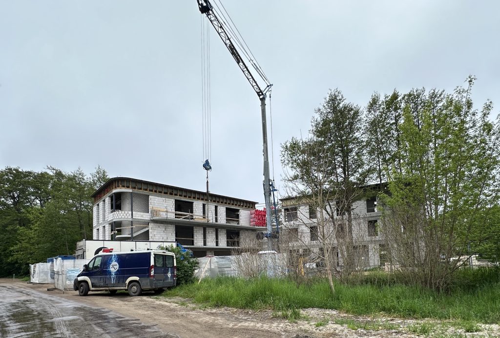 Šermukšnių g. 11 (Šermukšnių g. 11) - Viešbutis - statybų nuotraukos