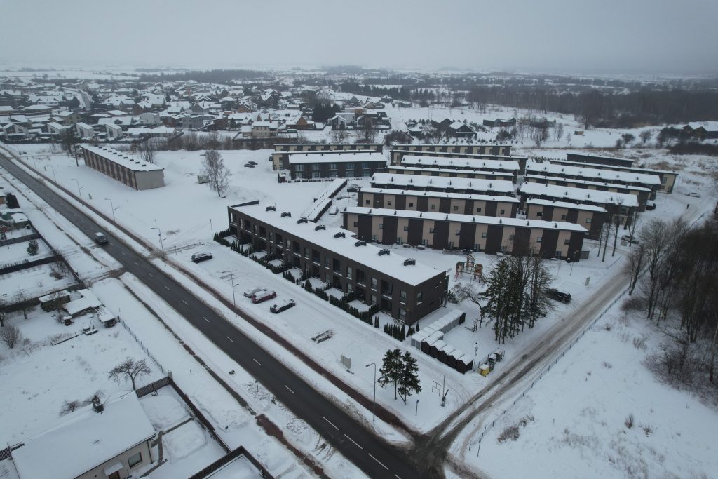 Grafų lankos sublokuoti namai (Vėžių g. 26) - Rindu mājas - būvdarbu attēli