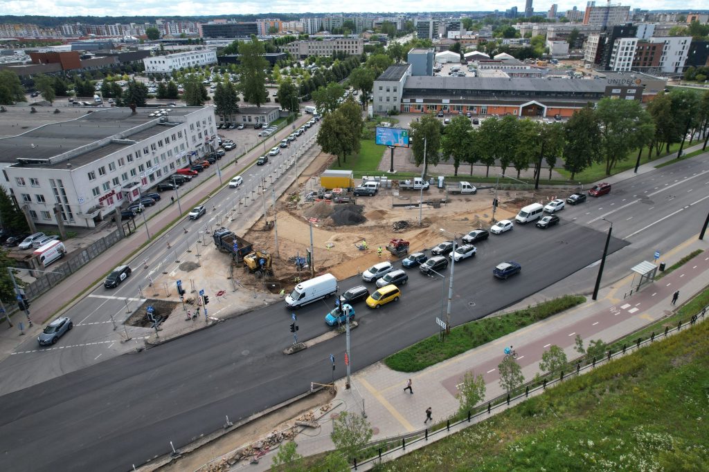 Kareivių g. tarp Verkių ir Žirmūnų g. remontas (Kareivių g.) - Bike path, Street - construction photos
