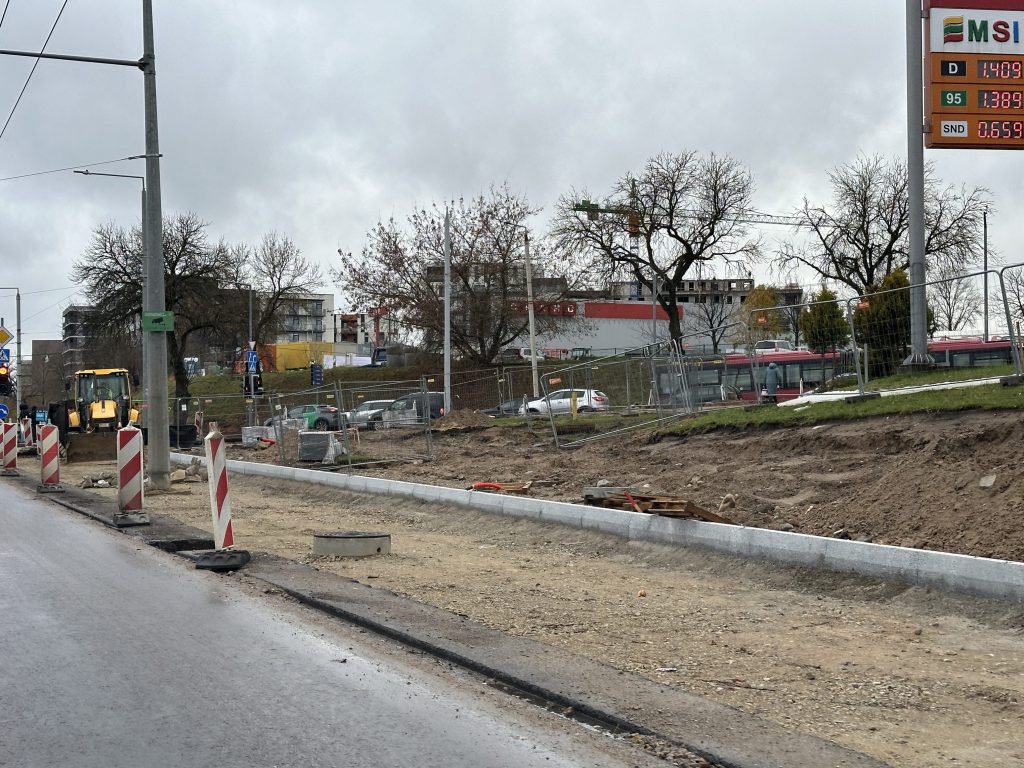 Kareivių g. tarp Verkių ir Žirmūnų g. remontas (Kareivių g.) - Bike path, Street - construction photos
