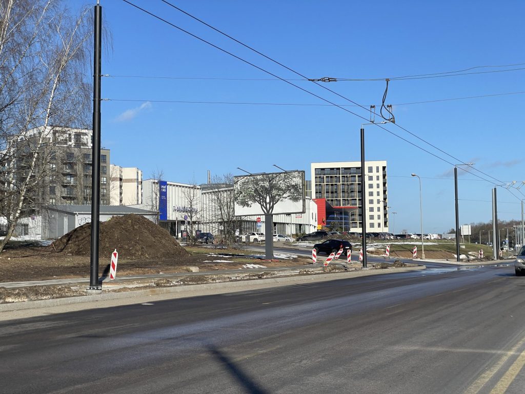 Kareivių g. tarp Verkių ir Žirmūnų g. remontas (Kareivių g.) - Jalgrattatee, Tänav - ehituse fotod