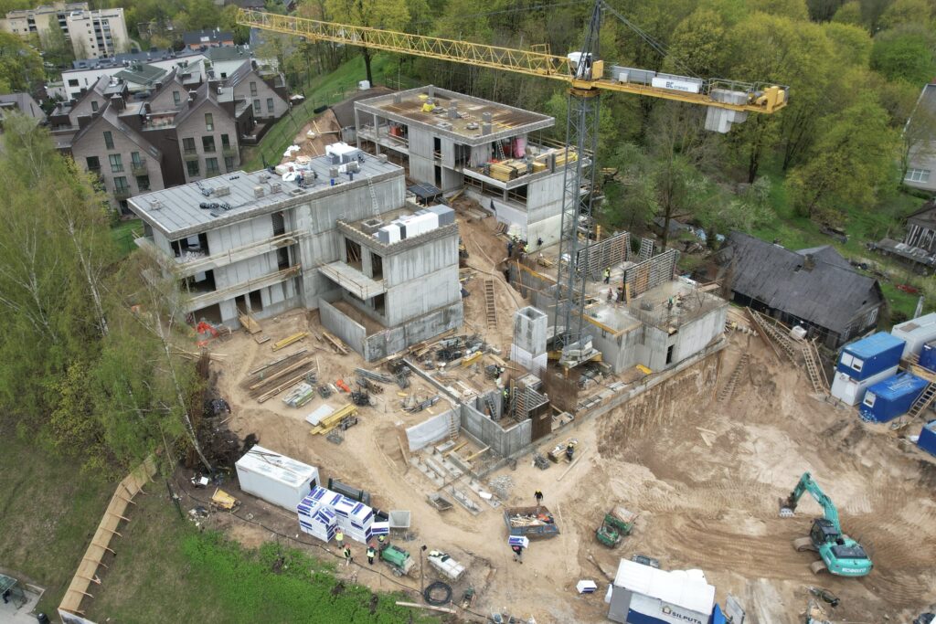Užupio personos (Filaretų g. 25) - Multi apartment - construction photos