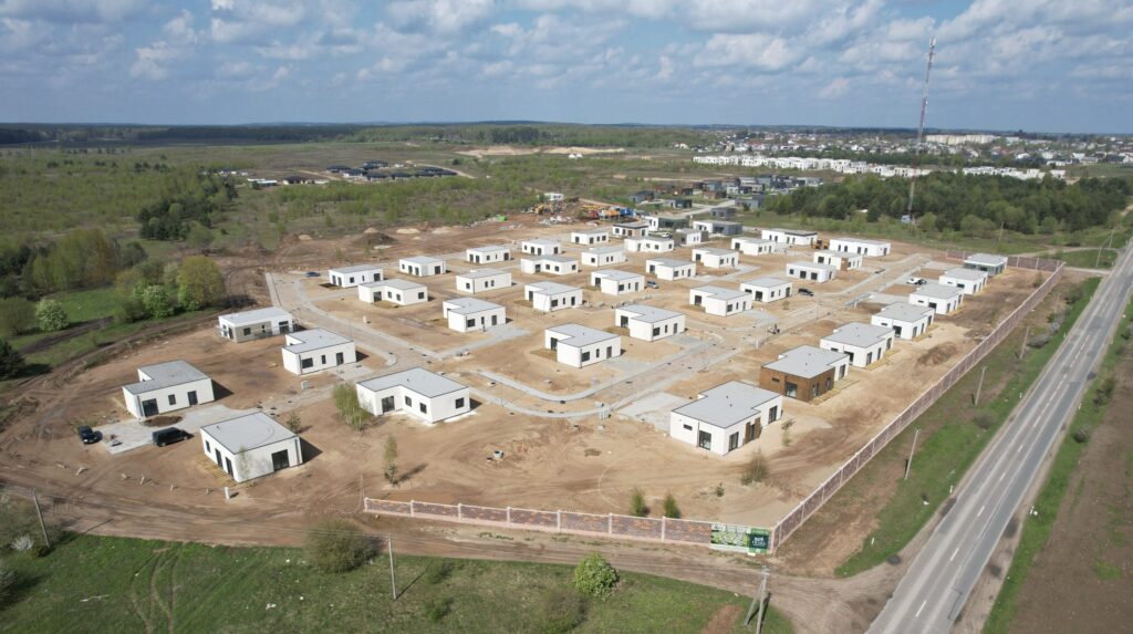 Trakų kaimynystė 1 etapas (Zubiškių g. 2 - 82) - Private house community - construction photos