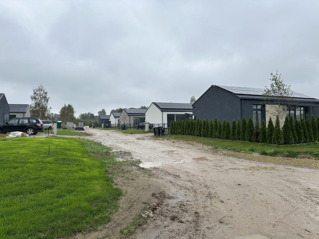 Daškūnų slėnis (Daškūnų g. 24, 24A, 24B, 24C, 24D, 24E, 26, 26A, 26B, 26C, 26D, 26E, 28, 28A, 28B, 28C, 28D, Nemėžėlės g. 5, 7, 9, 11, 13) - Private house community - construction photos