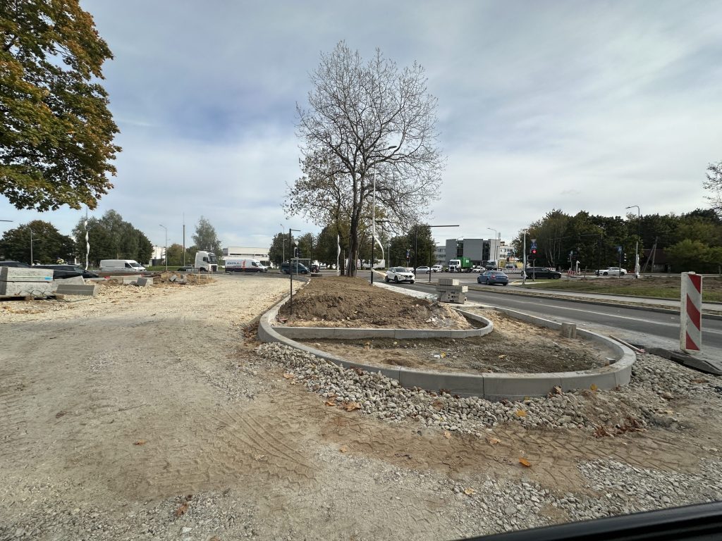 Eisiškių pl. dublis ties Balio Karvelio g. 22 ir sankryža su Metalo g. (Eisiškių pl.) - Street - construction photos