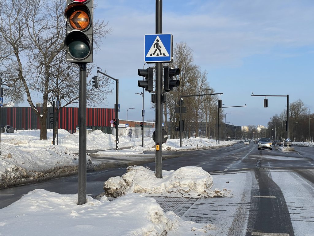 Eisiškių pl. dublis ties Balio Karvelio g. 22 ir sankryža su Metalo g. (Eisiškių pl.) - Iela - būvdarbu attēli