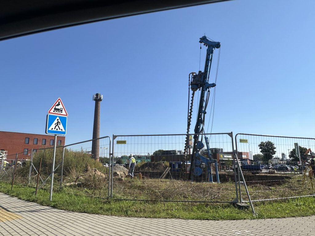 Liepų g. 83 (Liepų g. 83) - Administrative, Health center, Science institution - construction photos