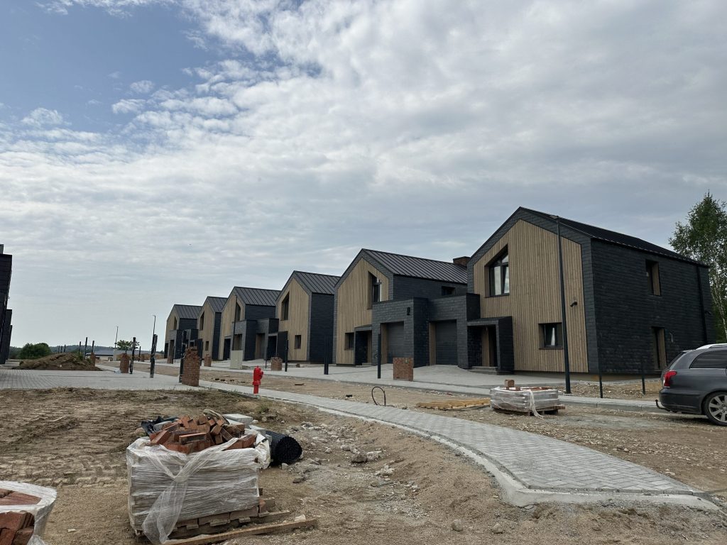 Pušų panorama 2 etapas (Stasio Šilingo g. 85, 85A, 85B, 87, 87A, 87B) - Rindu mājas - būvdarbu attēli