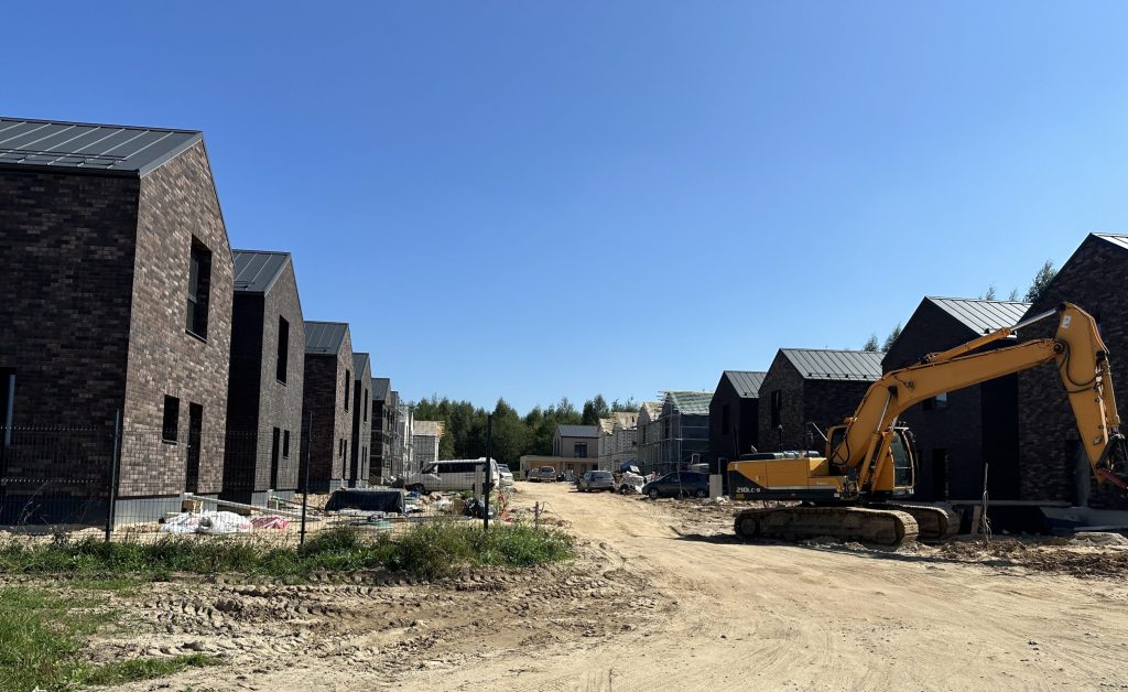 Salininkų alėja (Griežlių g. 30, 32, 34, 36, 38, 42, 44, 46, 48) - Row housing - construction photos