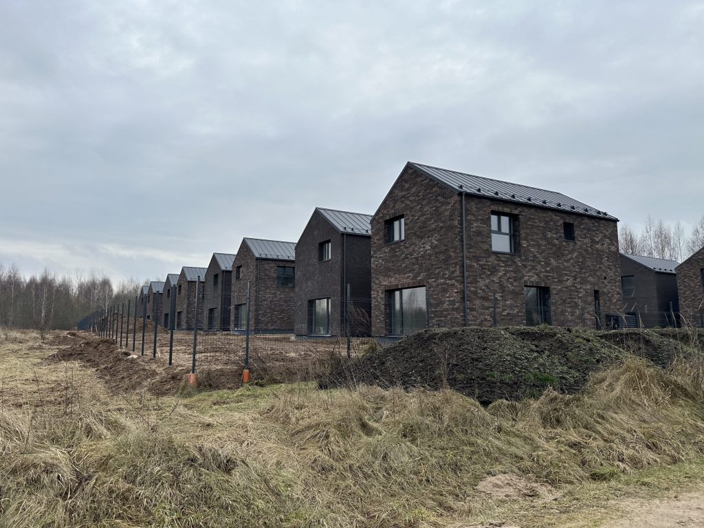 Salininkų alėja (Griežlių g. 30, 32, 34, 36, 38, 42, 44, 46, 48) - Row housing - construction photos