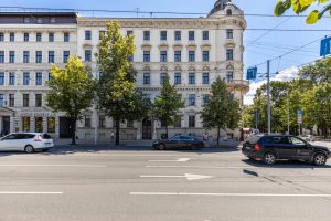 Pflūga nams (Valdemara iela 4) - Daudzdzīvokļu nams, Cita komerciāla