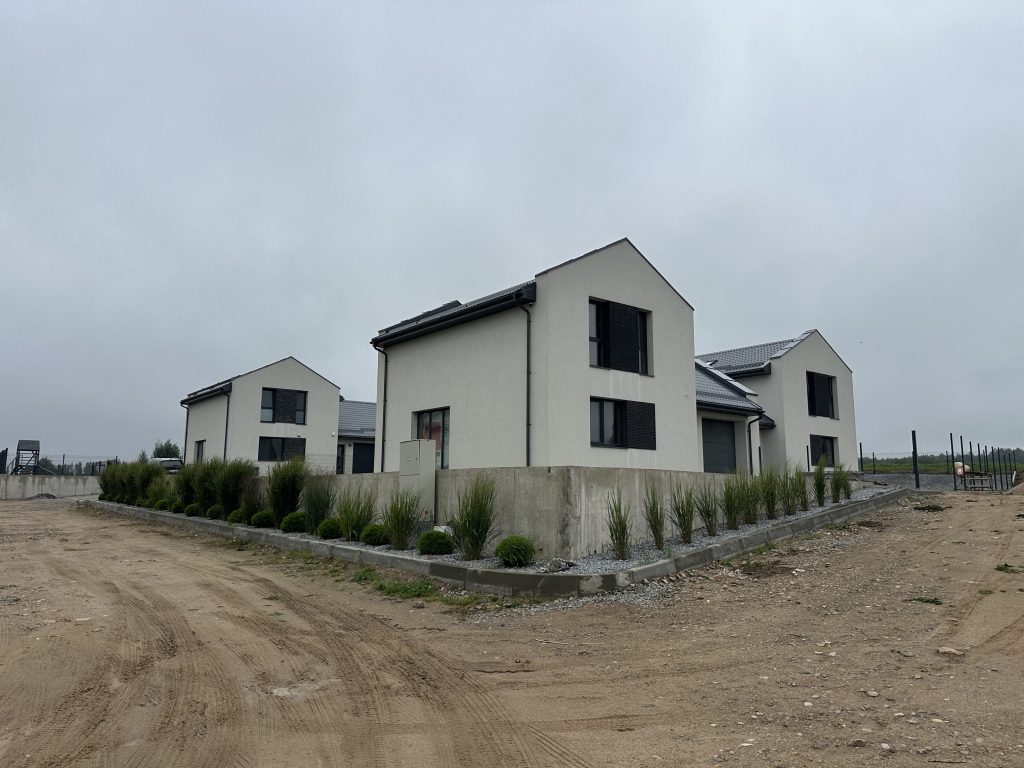 Didžiasalio alėja (Trakto g. 46, 48, 50, 52) - Row housing - construction photos